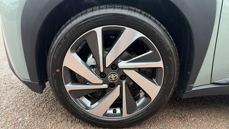 Toyota Aygo X 1.0 VVT-i Edge 5dr Petrol Hatchback